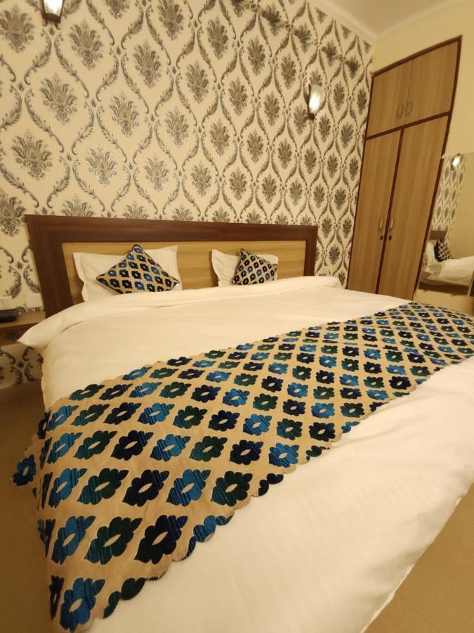Hotel Sun Haven גרייטר נוידה מראה חיצוני תמונה