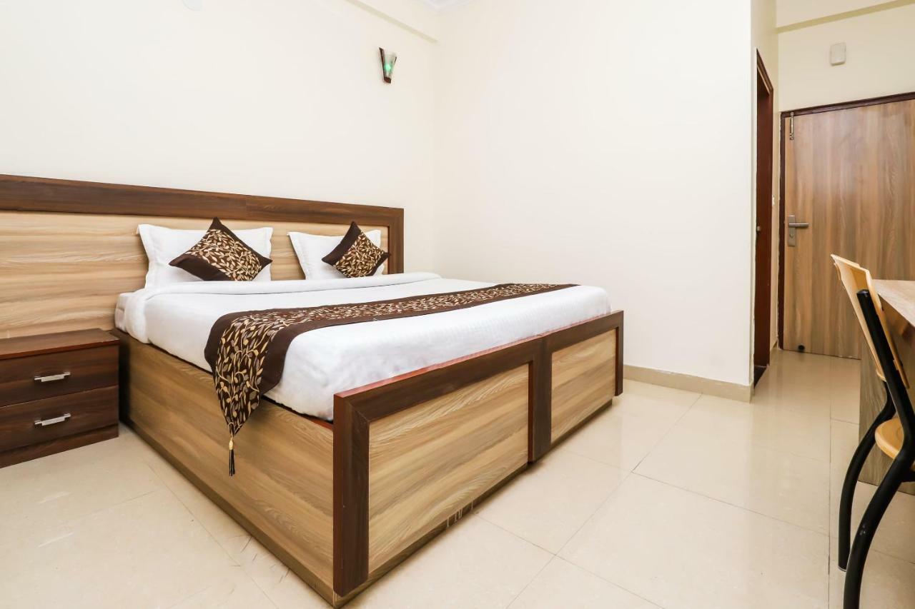 Hotel Sun Haven גרייטר נוידה חדר תמונה